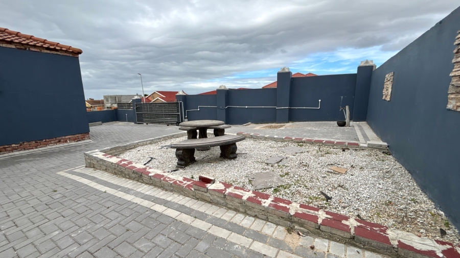 3 Bedroom Property for Sale in Bluewater Bay Eastern Cape